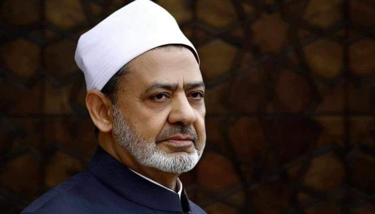 شيخ الأزهر يثمن جهود الشيخ محمد بن زايد والبابا فرنسيس في دعم الأخوة الإنسانية