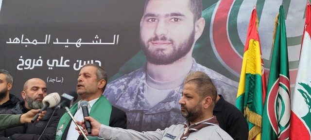 النائب قبيسي ممثلاً الرئيس بري في تشييع حسن فروخ في عنقون: الوطن لا يحمى إلا بالتضحيات وبحفظ عناوين قوة لبنان