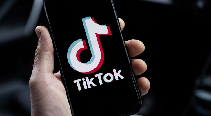 هل يتوقف "Tiktok" في لبنان؟