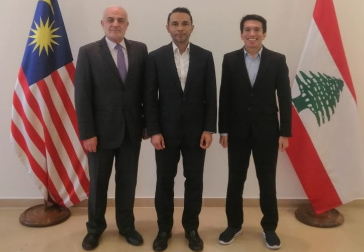 اسعد الحريري يعرض مع سفير ماليزيا تعزيز الروابط التجارية والاقتصادية بين البلدين