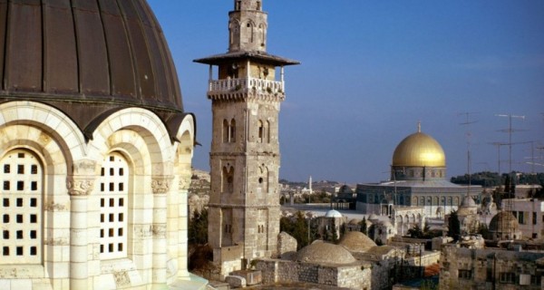 بطاركة ورؤساء الكنائس في القدس يطلقون نداء إنسانيا عاجلا للوقوف ضد مخططات التهجير القسري