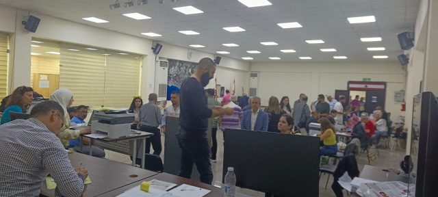حماوة المشهد الترشحي سيطرت على اجواء تقديم الطلبات في سرايا صيدا