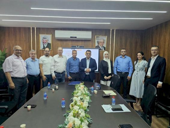 دائرة شؤون اللاجئين توقّع مذكرة تعاون مع "التجمع الأرشيفي - فلسطين" لتعزيز حفظ الرواية الفلسطينية وحقوق اللاجئين