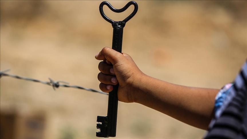 حقائق وهوامش