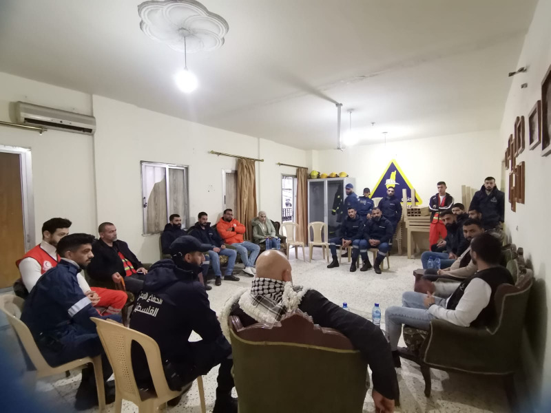 مسؤولا دائرة الشباب في سفارة فلسطين ووحدة الإسعاف والطوارئ لجمعية الهلال الأحمر الفلسطيني بزيارة لمنطقة الشمال