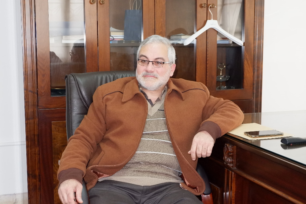 النائب جابر يستقبل وفدًا من "جمعيّة بيت المصوّر"