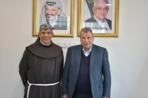 د. خوري يثمن الجهود الانسانية لحراسة الاراضي المقدسة في غزة