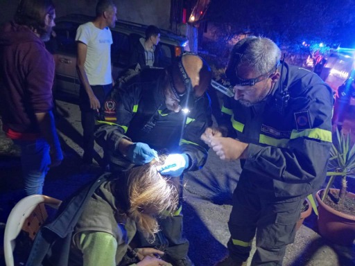 بالصور - اصابات مدنية في الغارة الاسرائيلية على كفرحمام ليلاً