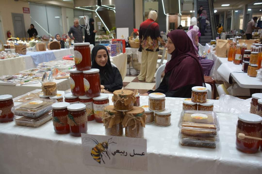 برعاية محافظ النبطية د. هويدا الترك... افتتاح "معرض الألبان والأجبان" في "الريفولي مول" - النبطية