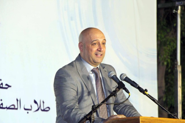 "مدرسة الحاج بهاء الدين الحريري" تُخرّج الدفعة الـ21 من طلابها وتُطلق القسم الثانوي