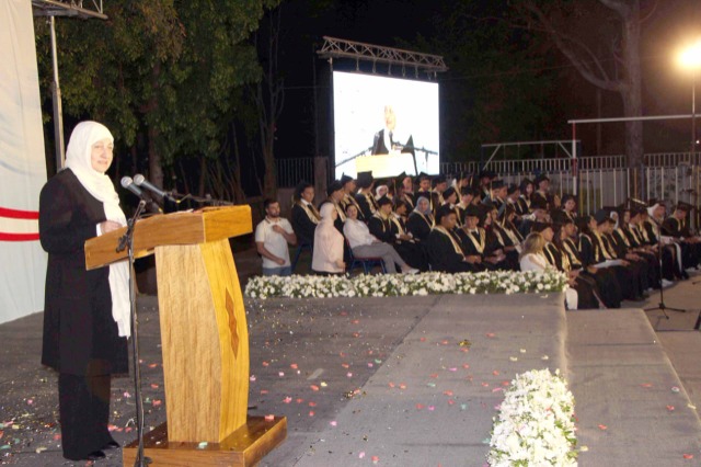 "مدرسة الحاج بهاء الدين الحريري" تُخرّج الدفعة الـ21 من طلابها وتُطلق القسم الثانوي