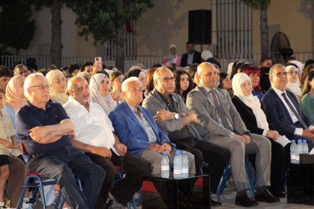 "مدرسة الحاج بهاء الدين الحريري" تُخرّج الدفعة الـ21 من طلابها وتُطلق القسم الثانوي