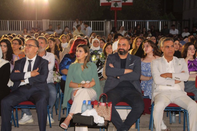 "مدرسة الحاج بهاء الدين الحريري" تُخرّج الدفعة الـ21 من طلابها وتُطلق القسم الثانوي