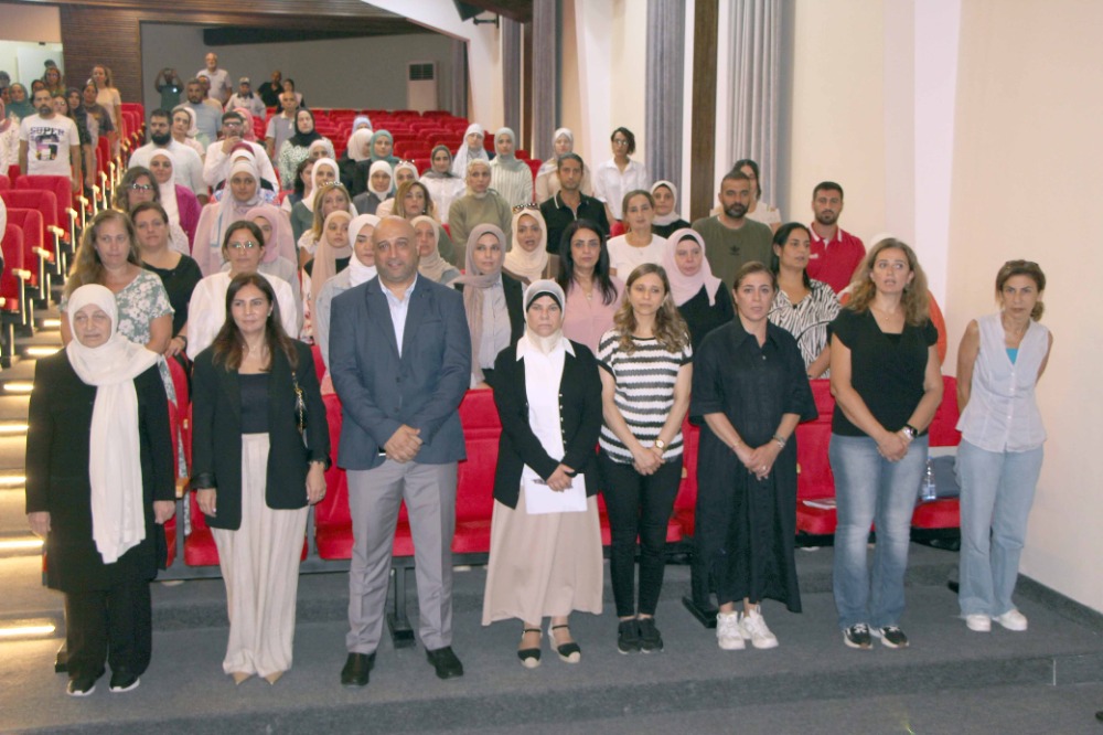 بهية الحريري افتتحت العام الدراسي في " ثانوية الحاج بهاء الدين الحريري" وقاعة مسرحها الجديد: لمواكبة تحول التعليم .. وطالب اليوم "عالمي"!