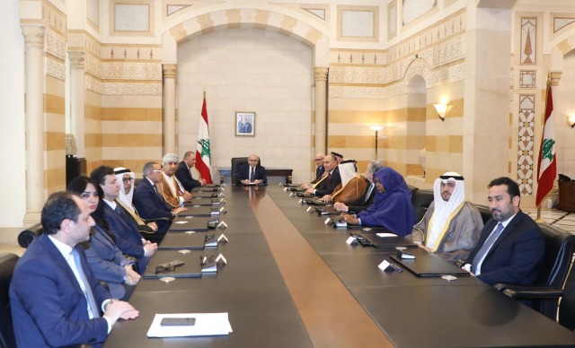 رئيس الوزراء سلام يستقبل السفراء العرب في لبنان برئاسة عميد السلك الدبلوماسي السفير دبور