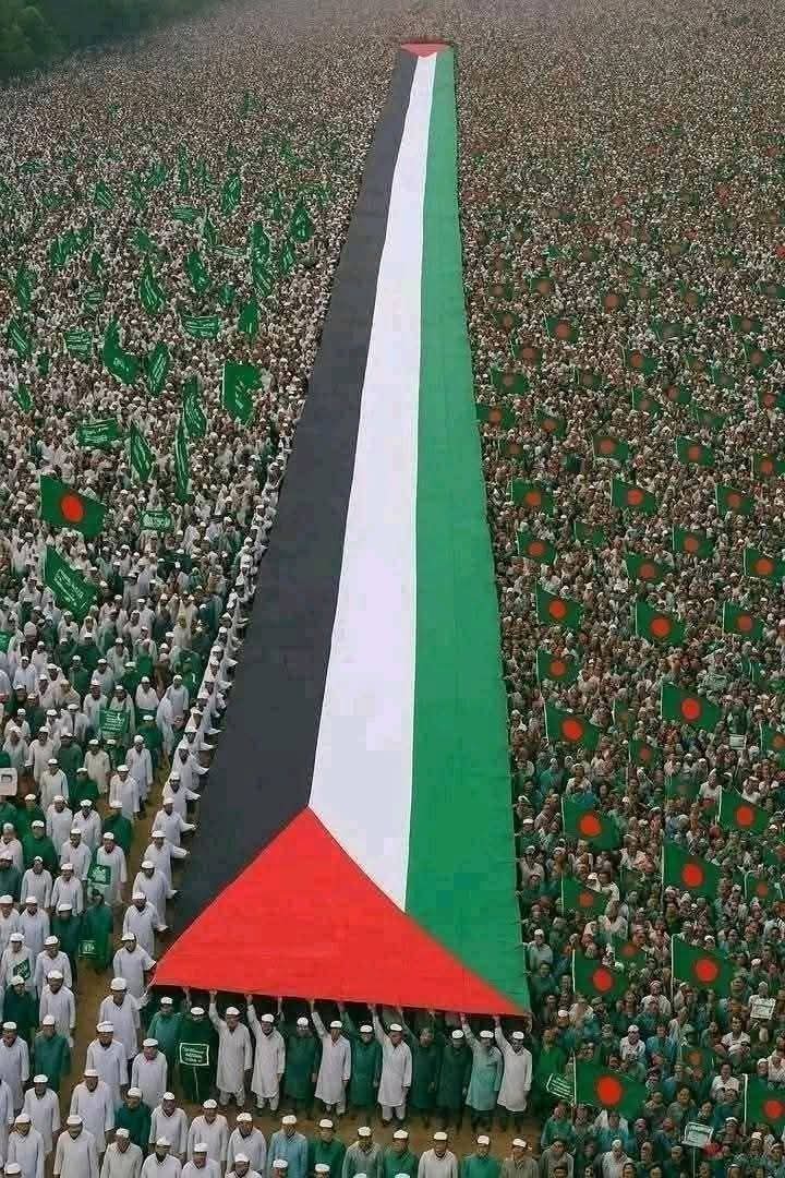 بالصور - مئات الآلاف في بنغلاديش يخرجون دعما لفلسطين وتنديدا بعدوان الاحتلال على غزة
