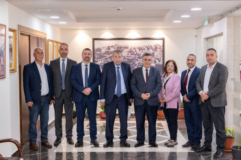 اللجنة الرئاسية العليا لشؤون الكنائس في فلسطين تلتقي محافظ بيت لحم ورئيس بلديتها