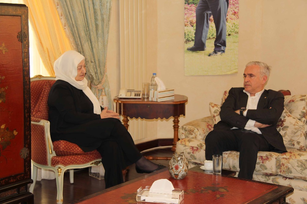 زيارة تكريمية من اتحاد بلديات جزين إلى بهية الحريري: تأكيد على التعاون والإنماء المشترك