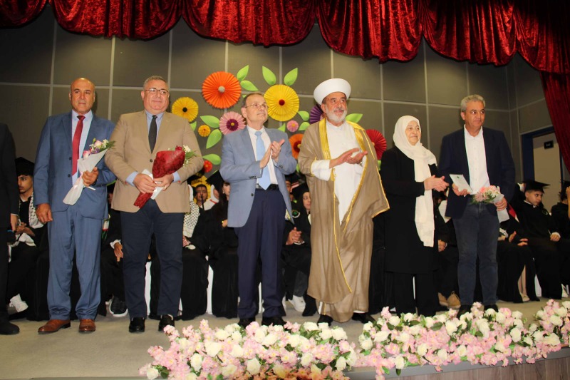 بهية الحريري في حفل تخرّج طلاب "العمانية الرسمية": نتمسّك بالتعليم ركيزةً لوطن قوي ومجتمع عادل