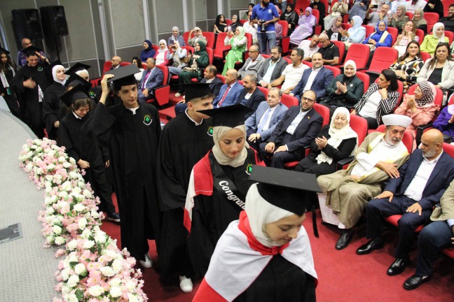 بهية الحريري في حفل تخرّج طلاب "العمانية الرسمية": نتمسّك بالتعليم ركيزةً لوطن قوي ومجتمع عادل