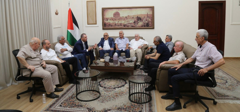 السفير دبور يستقبل مسؤولي فصائل منظمة التحرير الفلسطينية في زيارة وداعية