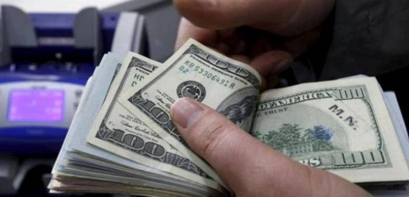 الدولار فوق عتبة الـ 13 ألف