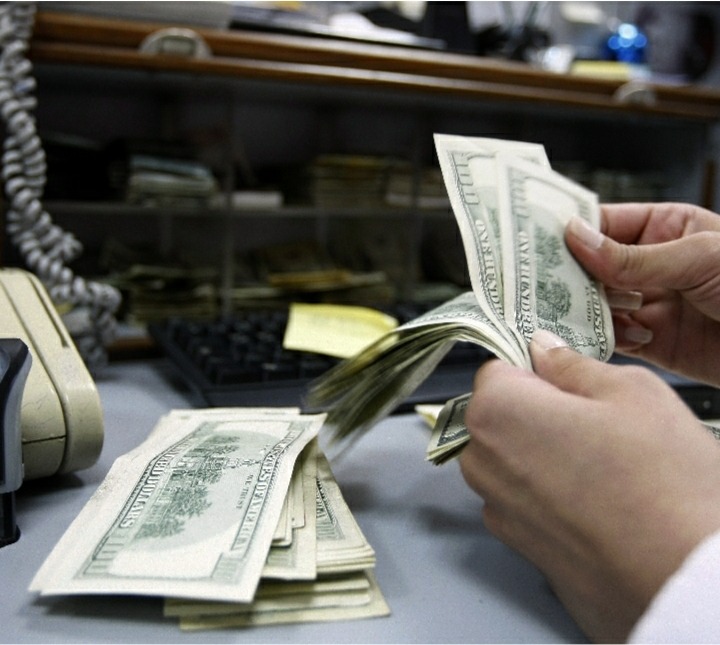الدولار المصرفي مطلع تشرين: بسعر 6200 ليرة؟
