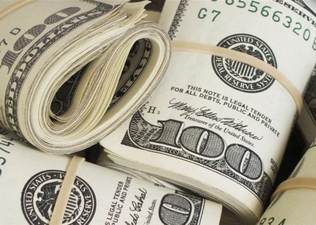 تزامنا مع جلسة الثقة.. سعر صرف دولار السوق السوداء الى ارتفاع وهذا ما سجله حتى الساعة!