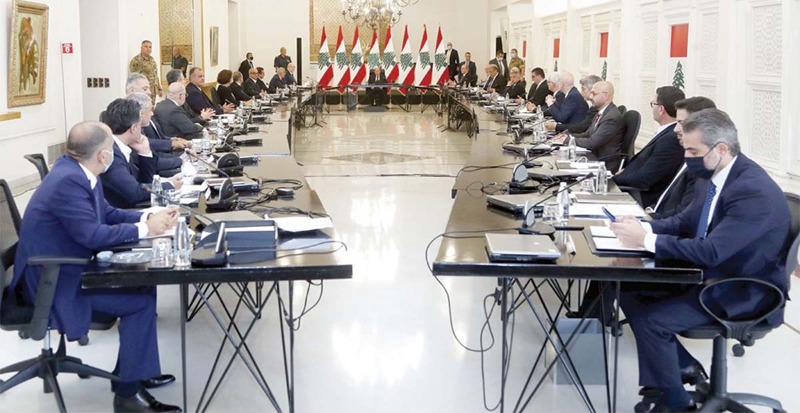 ٤ وزراء يطلبون الاحتفاظ بوظيفتهم