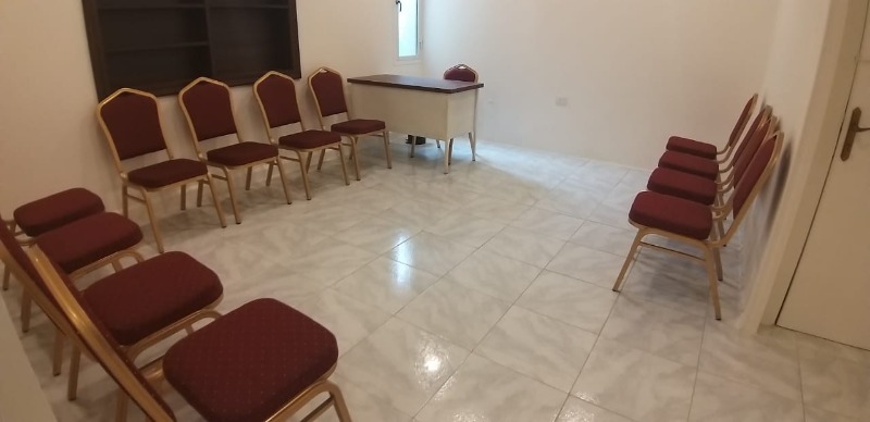 المهندس سمير الخطيب تفقد مركز القرآن الكريم في مزبود بعد تأهيله عن روح والديه