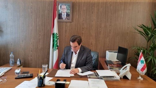 الوزير قرداحي يعلن استقالته من الحكومة: مصلحة لبنان فوق أي اعتبار
