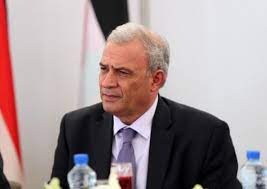أبو عمرو يسلم سفير الهند رسالة من الرئيس عباس لرئيس الوزراء الهندي