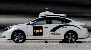 سيارات الأجرة ذاتية القيادة في الإمارات
