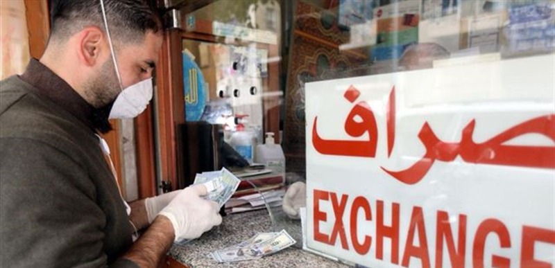 مع بداية الأسبوع...هكذا افتتح الدولار في السوق الموازية!