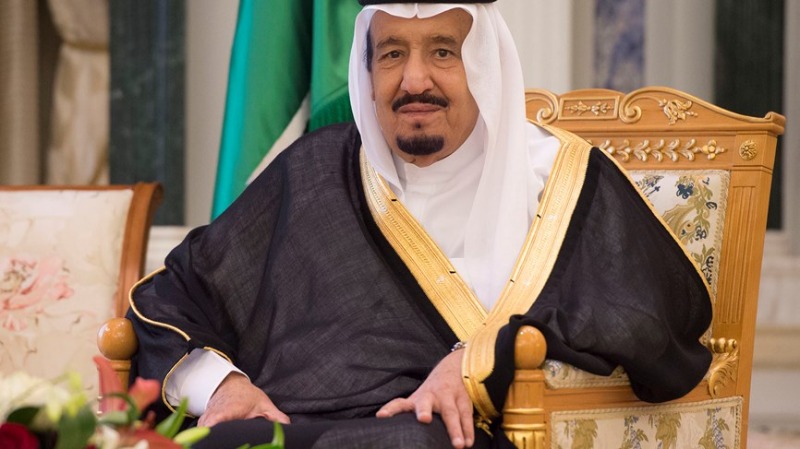الملك السعودي يوجه رسالة إلى القيادات اللبنانية