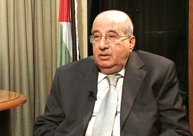 الزعنون يدعم ترشيح روحي فتوح رئيسا للمجلس الوطني الفلسطيني