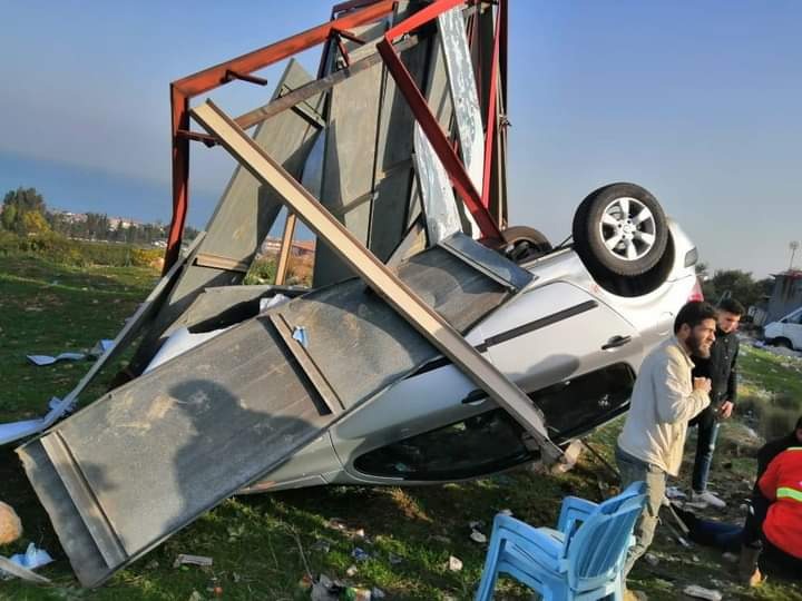 حادث سير على اوتستراد القلمون بإتجاه بيروت...