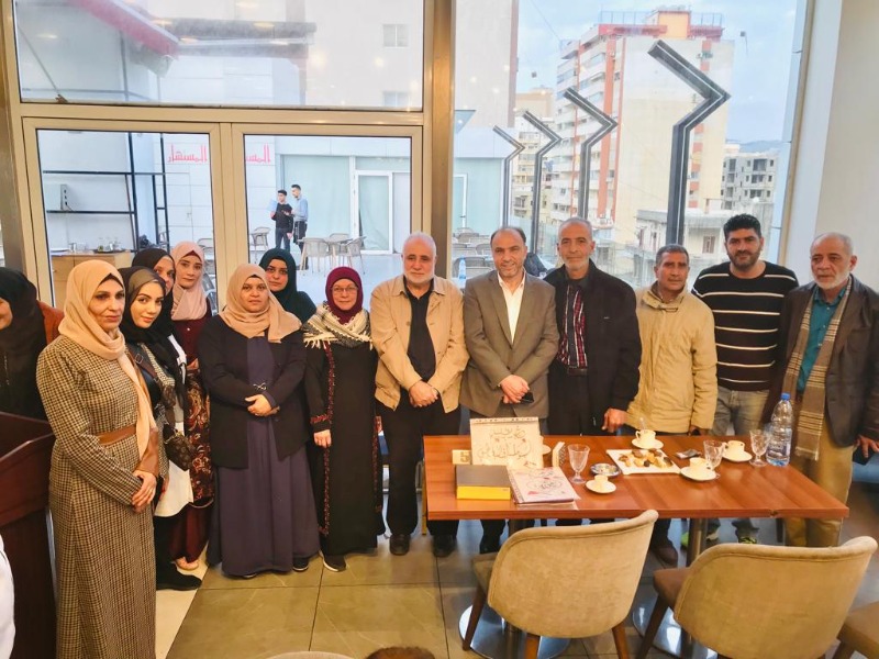 البقاعي يكرم الشاعرة عودة تقديراً لدور المرأة الفلسطينية