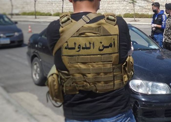 عناصر أمن الدولة في زحلة توقف صاحب أحد أكبر الأفران لتلاعبه بوزن ربطة الخبز