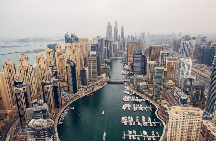 أبوظبي تنافس دبي لتصبح مركزاً للتجارة العالمية