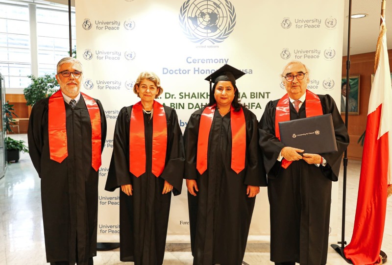 جامعة السلام تمنح درجة الدكتوراة الفخرية للشيخة رنا بنت عيسى بن دعيج آل خليفة في تكريم رفيع