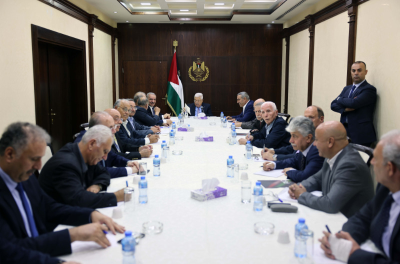 الرئيس عباس يترأس اجتماع تنفيذية "منظمة التحرير الفلسطينية": تأكيد على أهمية إنجاح اجتماع الجزائر للحوار الوطني