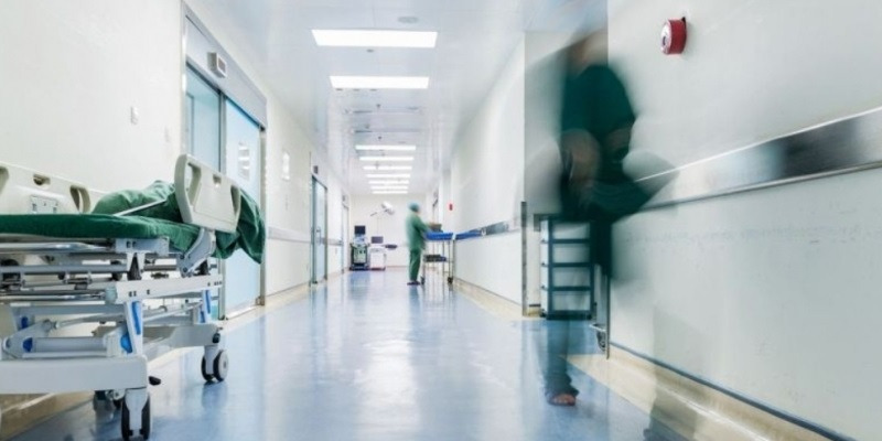 ممرضة بريطانية متهمة بقتل سبعة أطفال رضع عبر حقنهم بالهواء والإنسولين