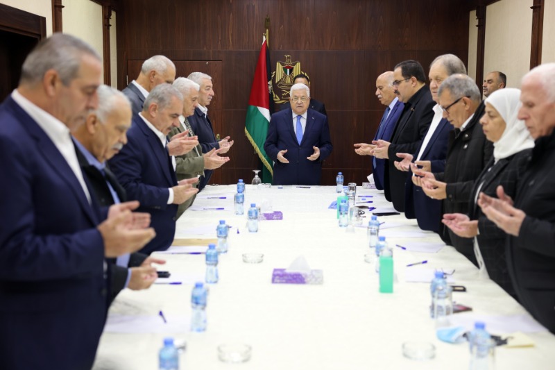 الرئيس عباس يترأس اجتماعاً للجنة المركزية لحركة "فتح": جرائم الاحتلال تدفع المنطقة نحو التصعيد والتوتر