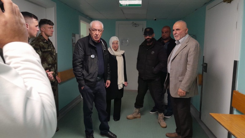 بهية الحريري تعود الجرحى الدوليين بحادثة العاقبية في مستشفى حمود وتنقل تعازي الرئيسين ميقاتي والحريري