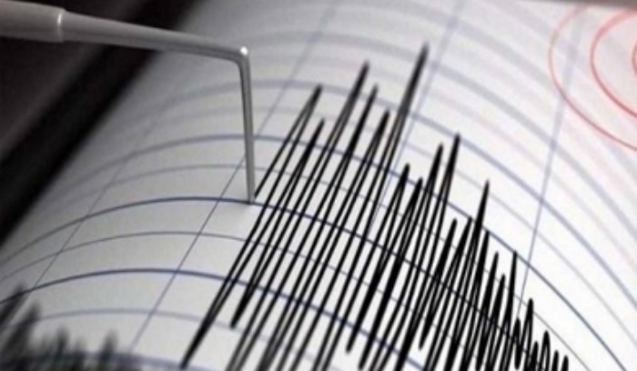 زلزال بقوة 7.7 درجة يضرب إندونيسيا