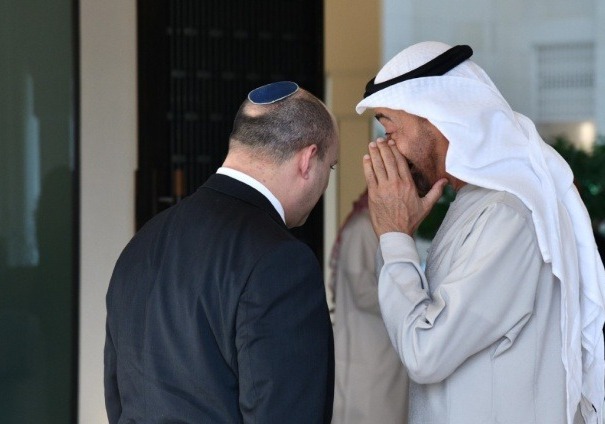 الإمارات تدرس تقليص تمثيلها الدبلوماسي في "إسرائيل"