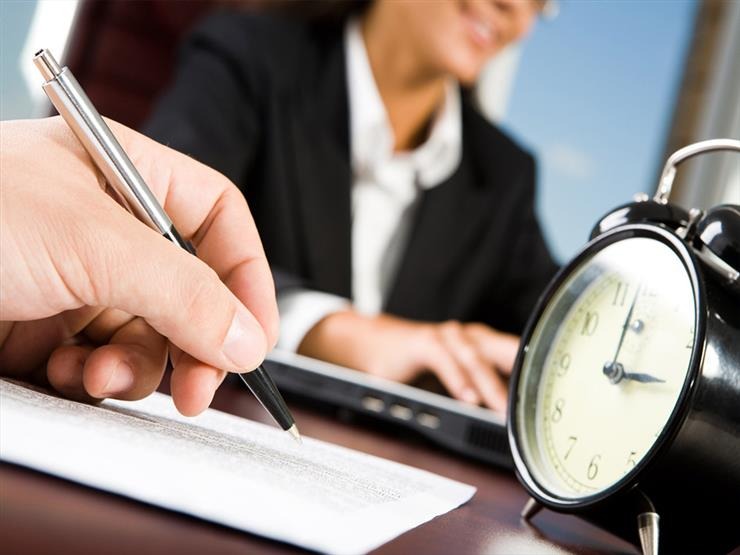 ساعات العمل خلال الشهر الفضيل.. كيف تتوزع في العالم العربي؟