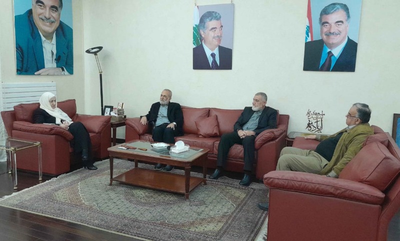 بهية الحريري تبحث مع اللواء المقدح واللواء الشايب الوضع في عين الحلوة