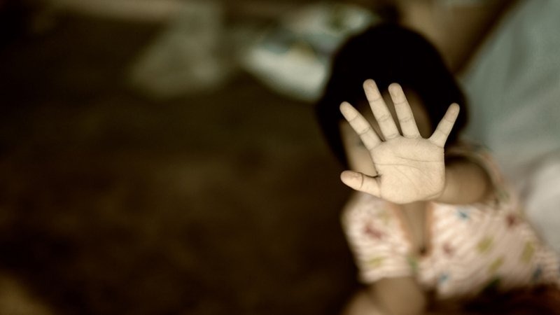تعرُّض طفلة للإعتداء الجنسي داخل مدرسة في بعلبك